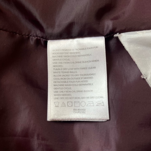 Laundry by Shelli Segal Womens 3/4 Puffer Jacket with Detachable Faux Fur Hood - Picture 11 of 11